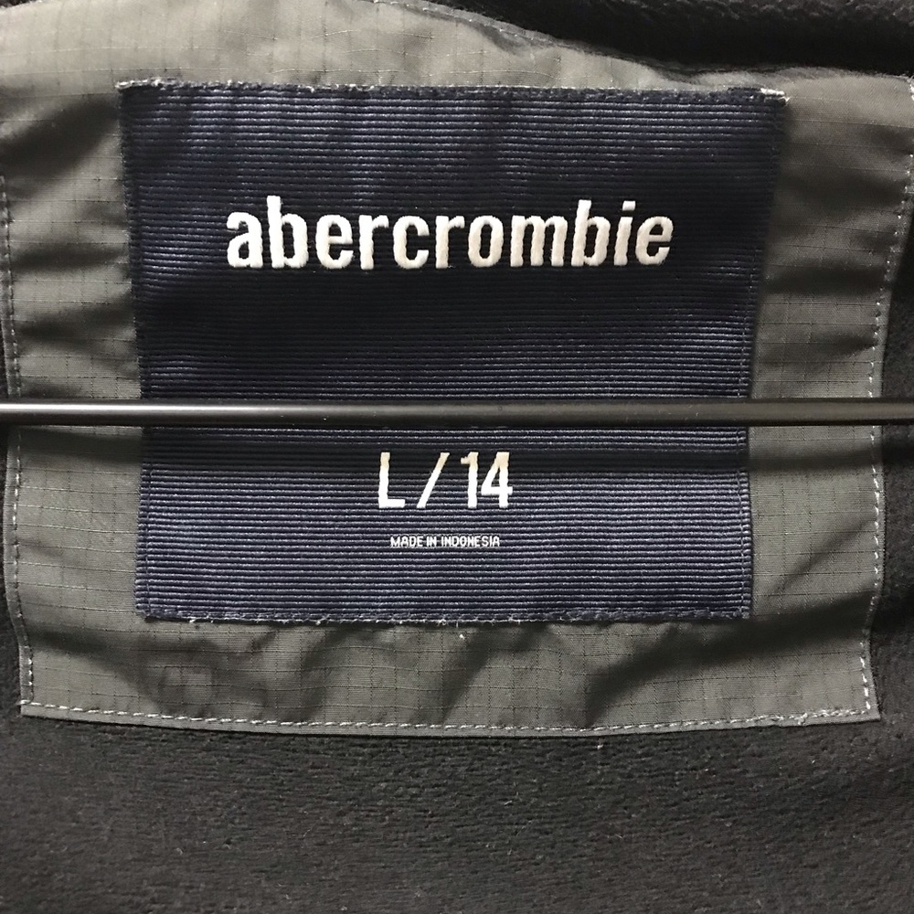 Nice Grey Fleece Lined Zipper & Snap Up Abercrombie & Fitch Jacket! - Picture 13 of 15